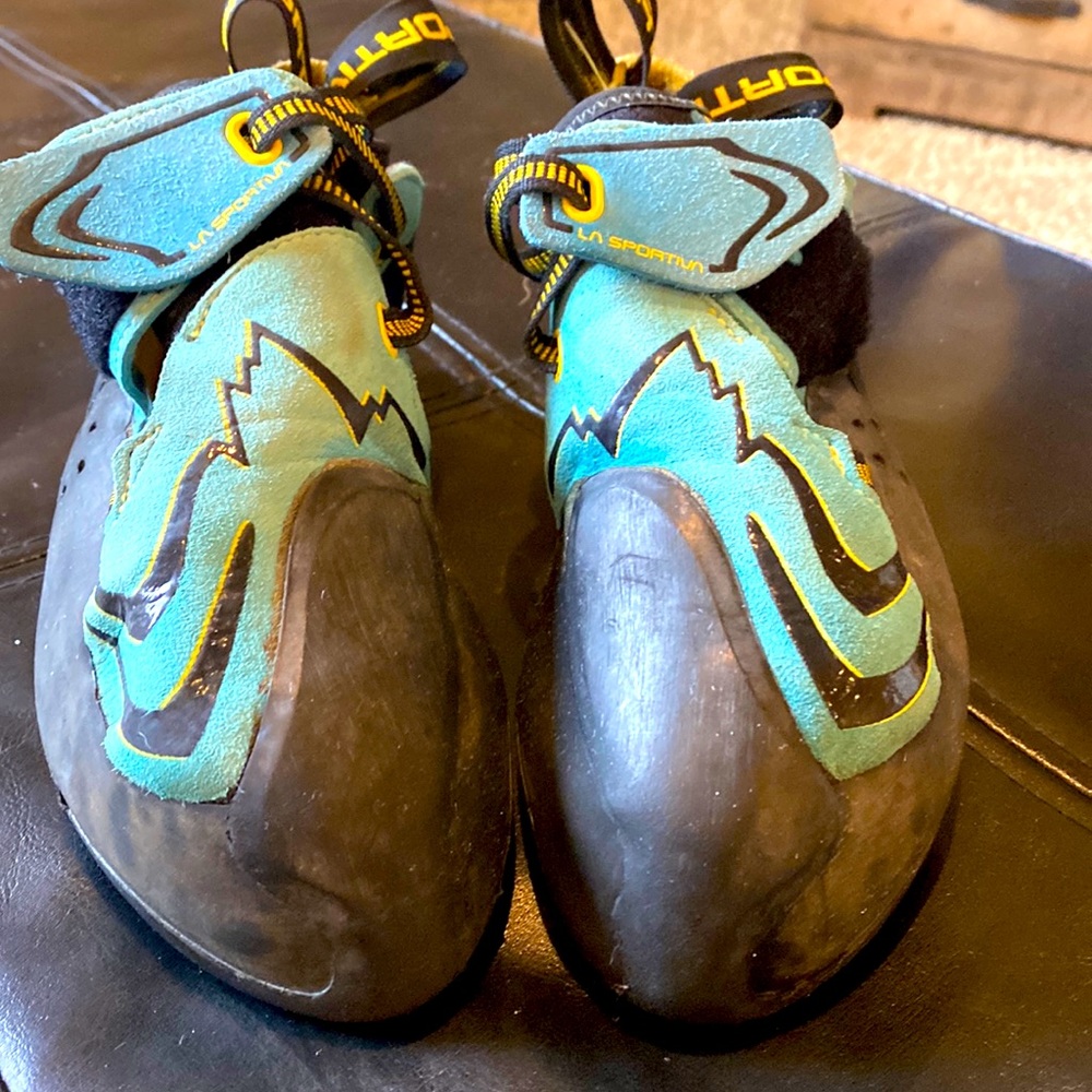 La Sportiva Futuras size 39.5 UK, 7 US